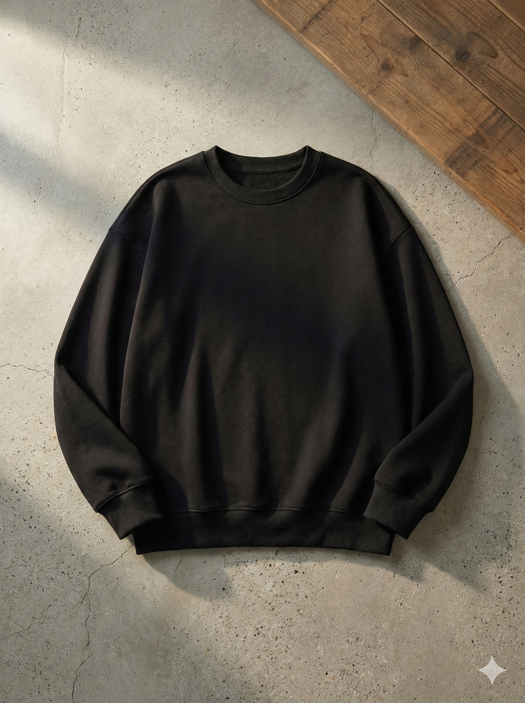 heavyweight crewneck. // ink_black